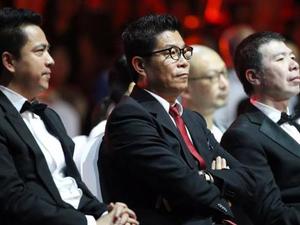 巴萨延续不败金身，拉菲尼亚关键进球，1-0小胜西甲对手，与皇马差距仅5分