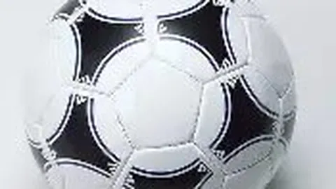 吴宣仪直面土气穿搭争议：口是心非，偏要这么穿