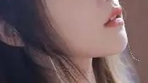 马丽新片首映亮相，演绎酷炫女匪角色备受瞩目