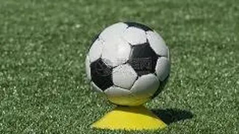 热火12人齐发威，全场得分破百，9将齐飞夺143分佳绩